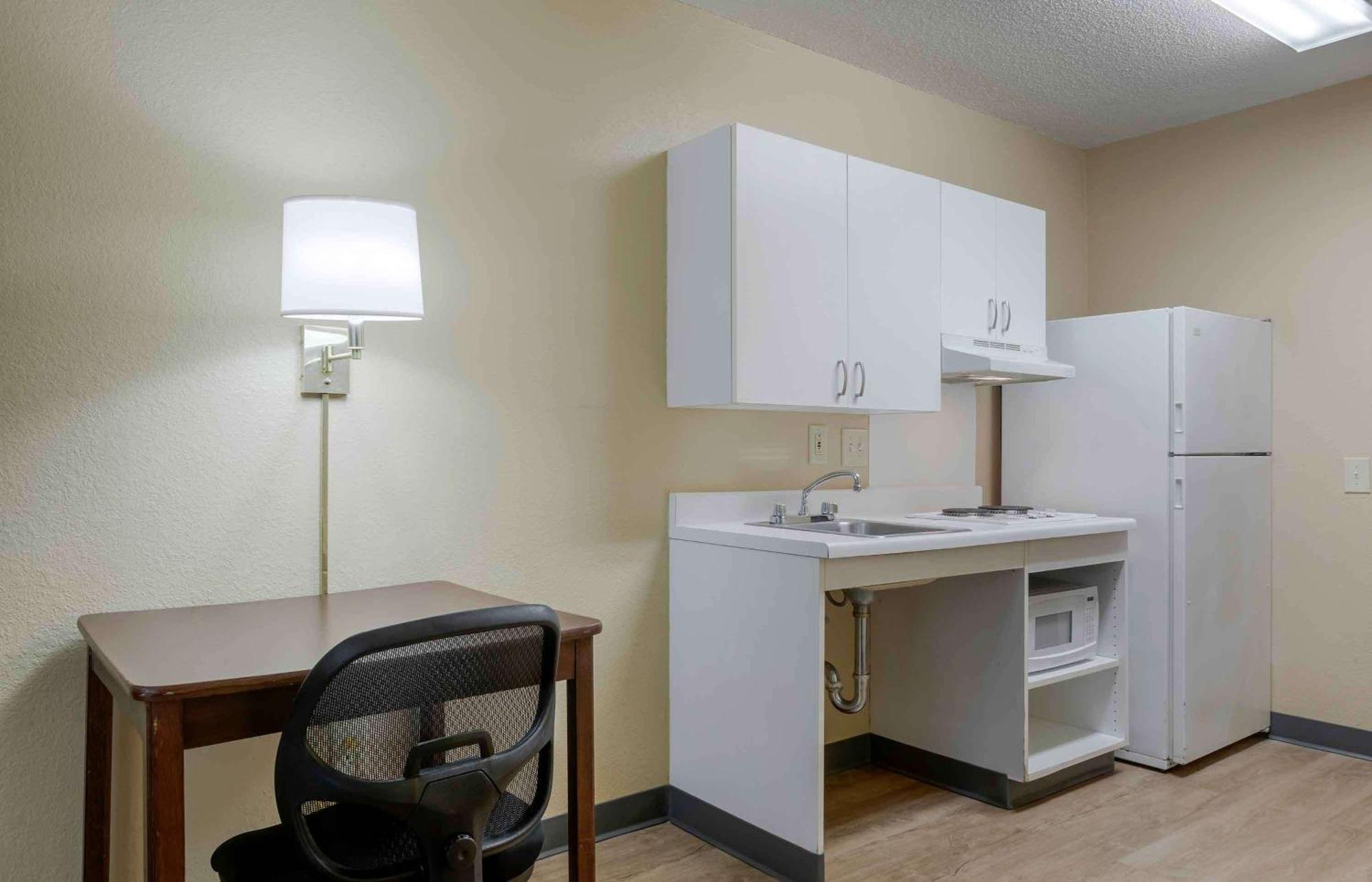 Extended Stay America Suites - Orlando - Convention Center - Universal Blvd Williamsburg Exterior photo